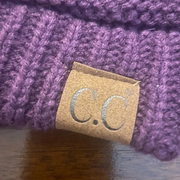 NWT CC beanie hat dark purple - Picture 3 of 3